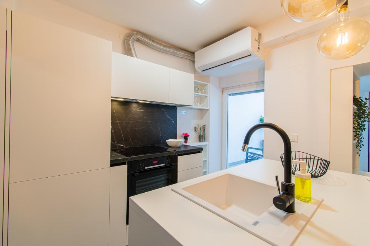 Apartamento Flexible Selfcheckins 45 - Zagreb - New - Center Exterior foto
